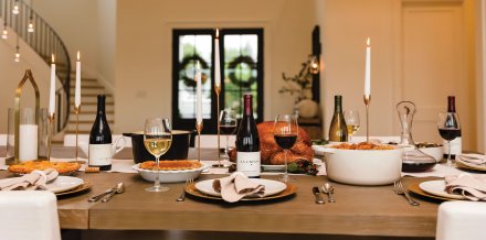 Turkey and Wine Pairing Guide: The Best Wines for Thanksgiving Dinner hero image